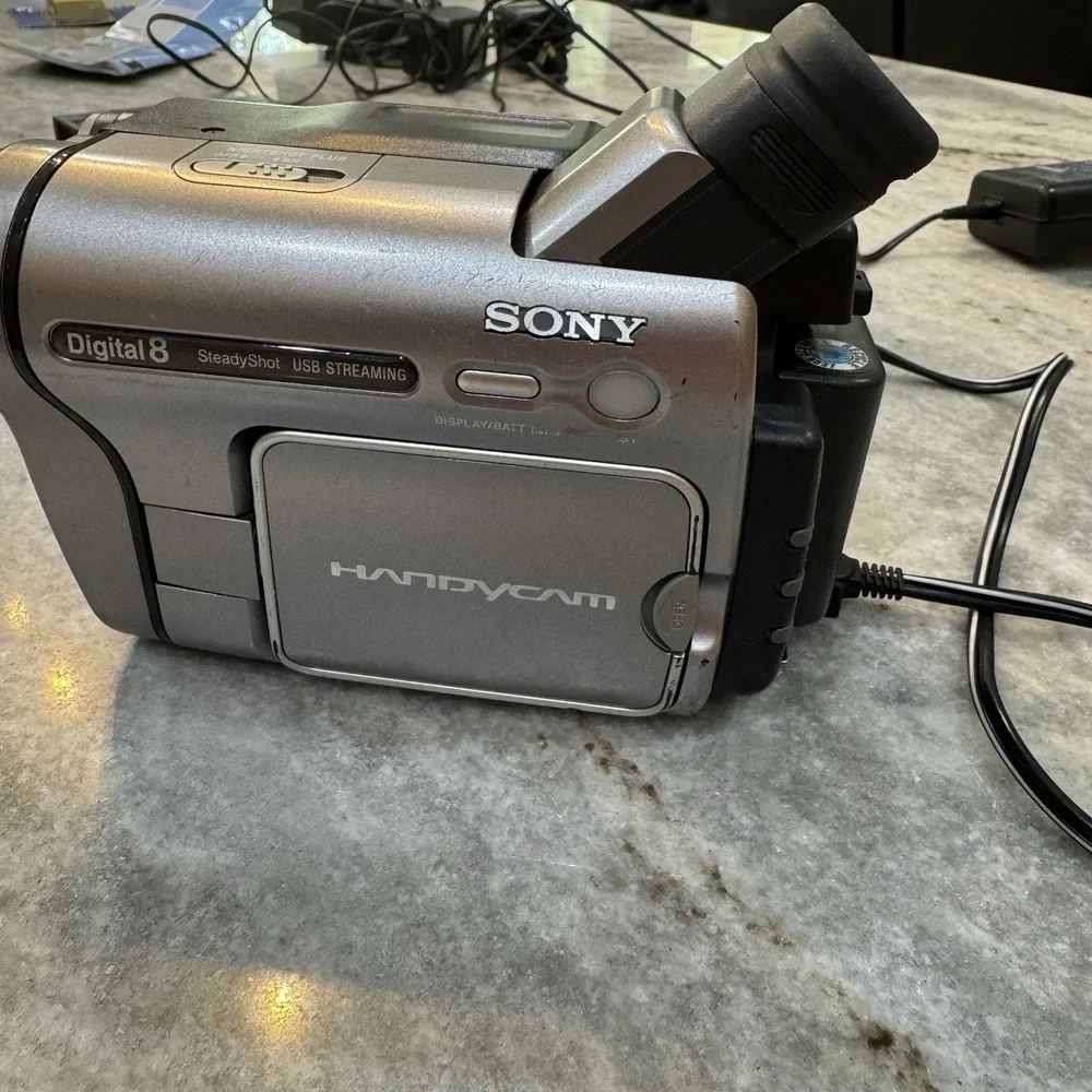 Sony Handycam DCR-TRV280 With Box Manual And Accessories Tested